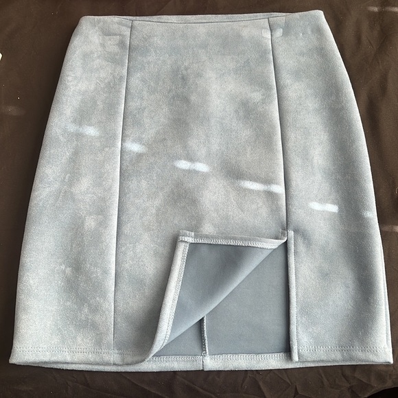Dusty Blue Velvet Skirt With Back Zipper - Picture 2 of 4
